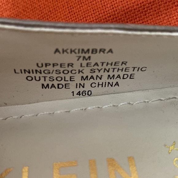 Anne Klein metallic taupe leather 1.5” heels. Worn once. EUC. - Picture 8 of 10